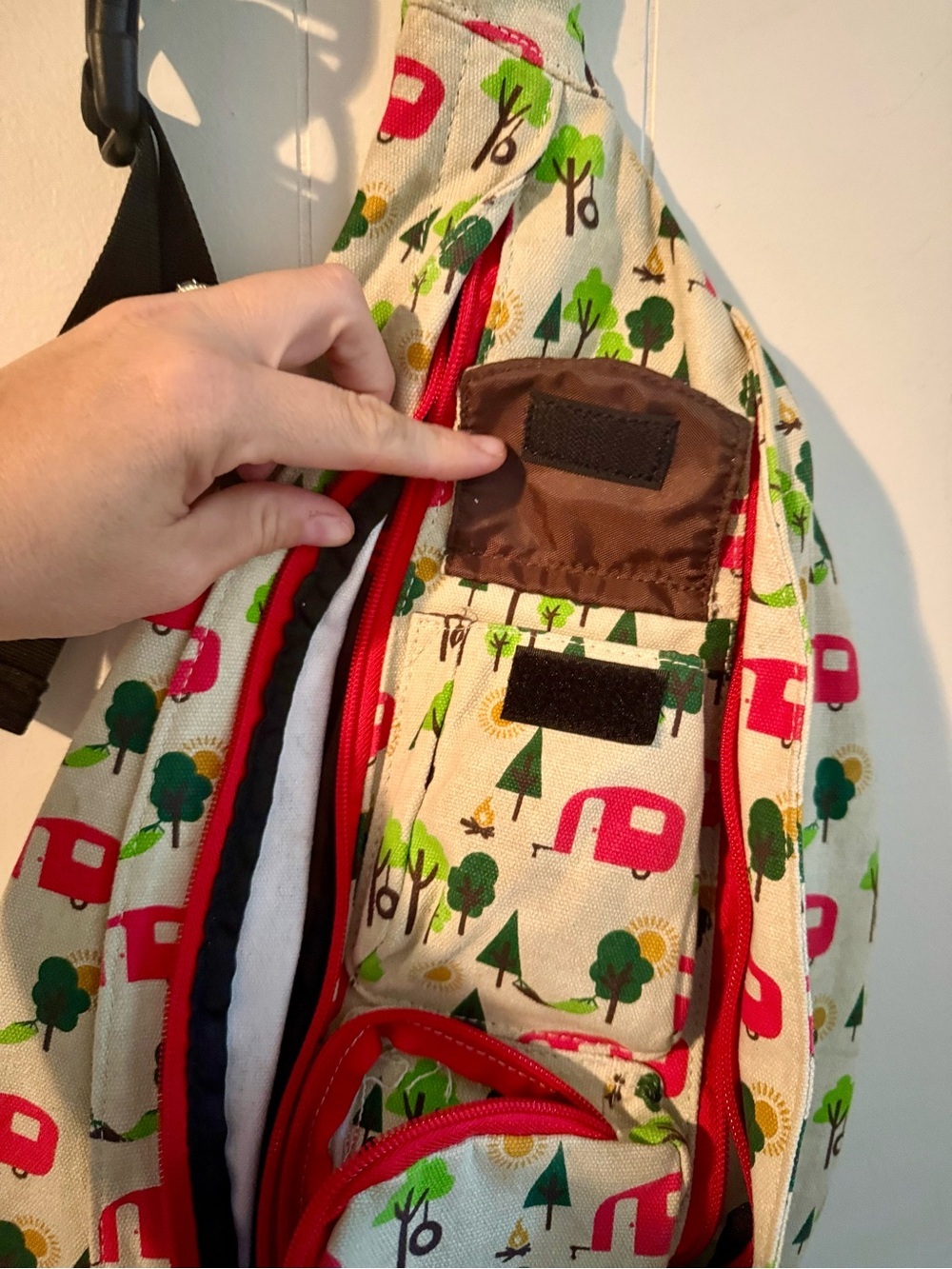 KAVU Original Rope Bag - Compact Lightweight Crossbody - Campsite - Picture 5 of 10